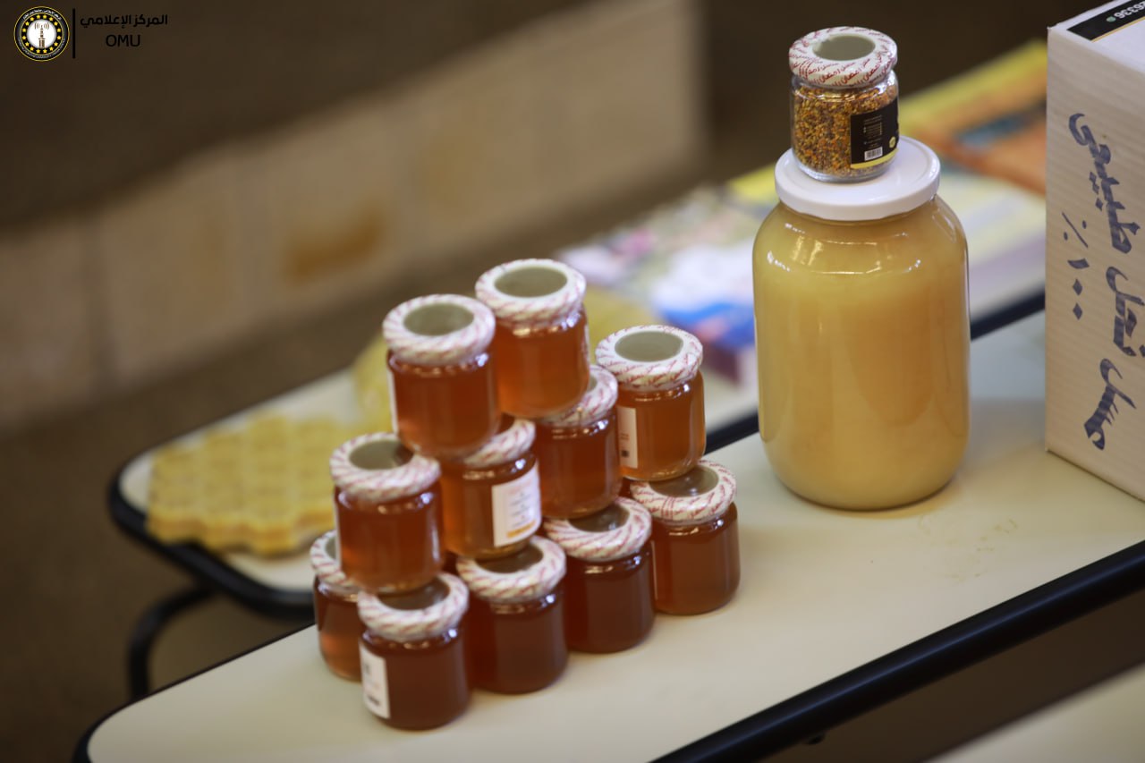 ورشـة عمـل تحتضنهــا كليــة الزراعــة بمناسبــة اليـوم العــالمـي للنحــل |