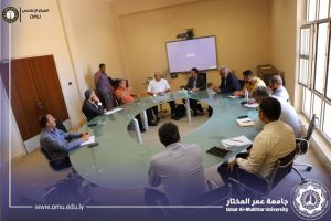 لجنة اعتماد المجلات العلمية التابعة للهيئة الليبية للبحث العلمي في زيارة لجامعة عمر المختار |