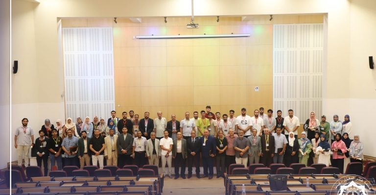 اختتام فعاليات المؤتمر العلمي الأول لتطبيقات الهندسة المدنية بجامعة عمر المختار