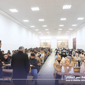 محاضرة تعريفية لطلبة السنة الأولى الجدد بكلية القانون